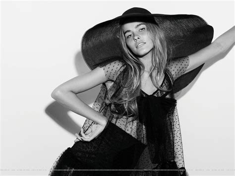 2009 | Photoshoot #003 (Outtakes Set 3) - isabellucasfancom photoshoot