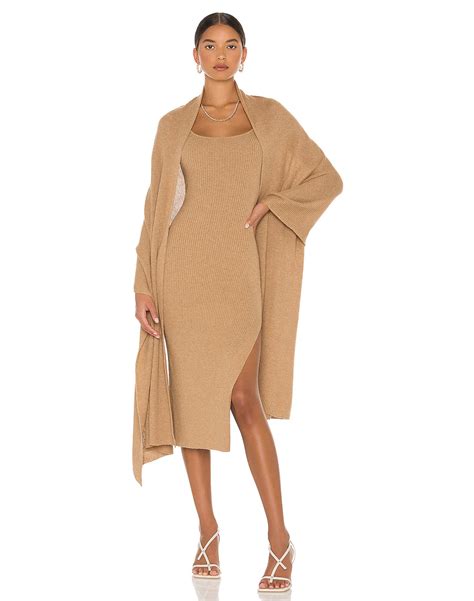 fall wedding outfit guest dresses outdoor - Arlie Ducci