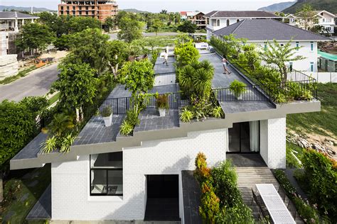 Casa em Nha Trang / VTN Architects + ICADA | ArchDaily Brasil