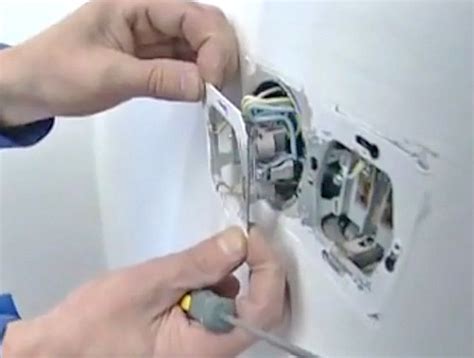 Установка розеток и выключателей: тонкости процесса монтажа | Строй Советы