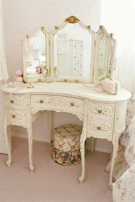 100 лучших идей дизайна: трельяж с зеркалом на фото | Shabby chic ...