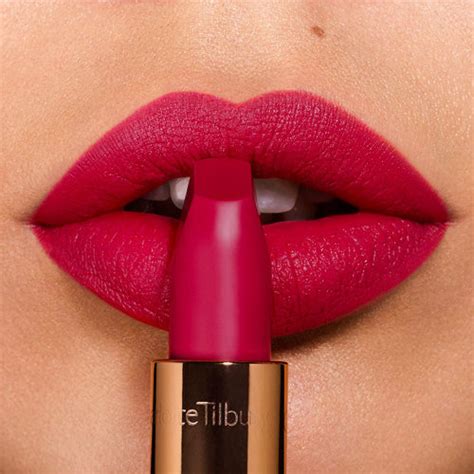 MATTE REVOLUTION THE QUEEN - Матовая помада CHARLOTTE TILBURY купить в ...