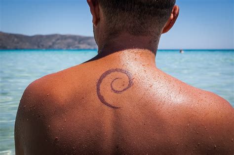 Tattoo The Back Geek - Free photo on Pixabay - Pixabay