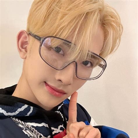 Épinglé par ˚ʚ♡ɞ˚ sur Xikers seeun
