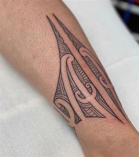 Ta Moko tattoo by Fern Ngatai! | Maori tattoo designs, Polynesian ...