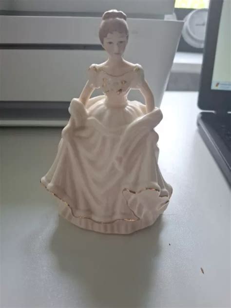 THE LEONARDO COLLECTION lady figurines £4.99 - PicClick UK