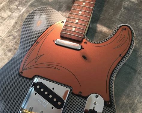 Pickguard: pro stratocaster a akustickou kytaru, pro telecaster. Co to ...