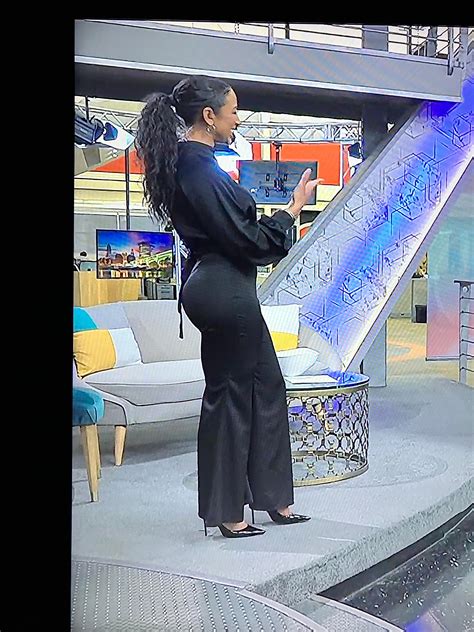 Carmen Blackwell very nice various outfits : r/CLENewsBabes