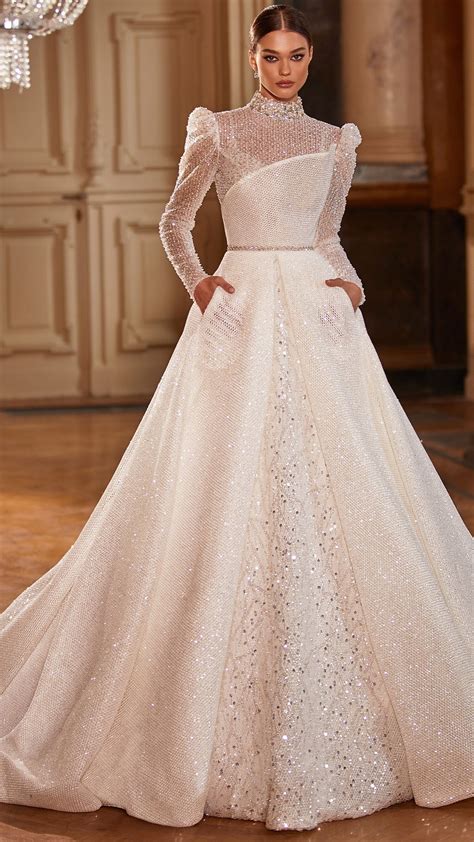 From romantic wedding dresses to fashion forward evening gowns – Artofit