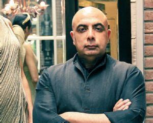 Tarun Tahiliani Wiki, Age, Wife, Family, Biography & More - WikiBio