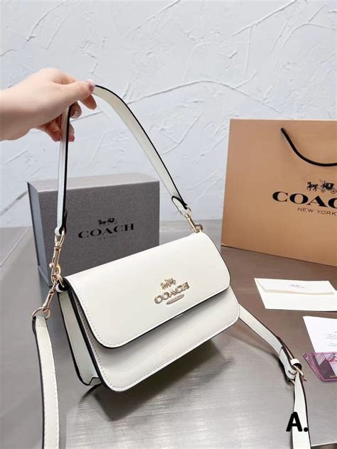 Сумки женские COACH (Коуч) – купить женскую сумку на OZON по низкой цене