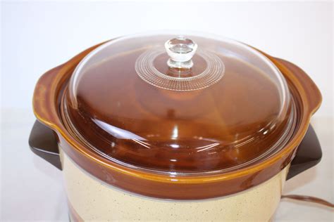Canadian General Electric Crock Pot (Works) - Bodnarus Auctioneering