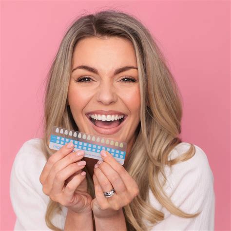 Teeth Whitening Strips – Molarclean
