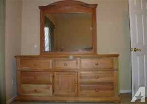 Broyhill Fontana Bedroom Set For Sale | Needlewoksinc