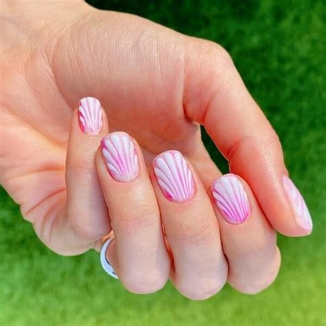 Pink seashell nails – Scratch