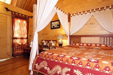 Bandos Island Resort & Spa :: Island Holidays Maldives