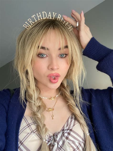 She cute : SabrinaCarpenter