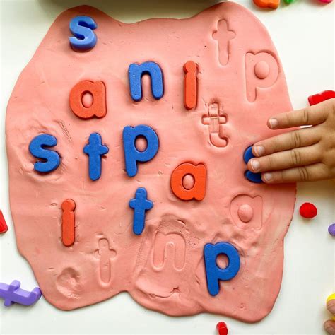 Ideas for activities to teach children literacy - Preschool and Primary ...