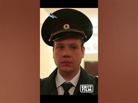 Притворился ментом,чтобы угодить строгому бате🤯😱🫣 #фильмы #кино #сериал ...