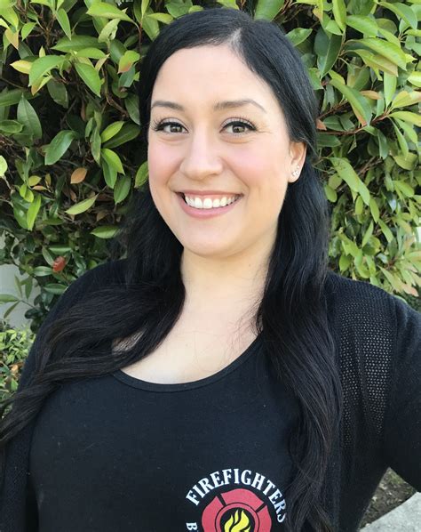 Kristen Graham's Instagram, Twitter & Facebook on IDCrawl