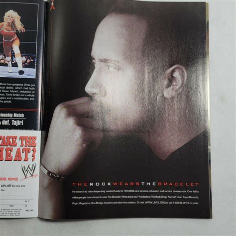 STEPHANIE MCMAHON w/ Poster WWE Magazine Wrestling wwf Holiday 2002