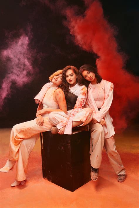 peyton list   cobra kai cast tudum photoshoot  peyton