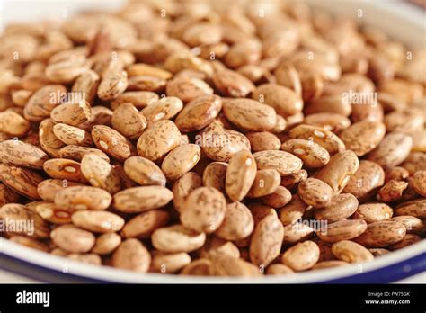 Dried Uncooked Pinto Beans Stock Photo - Alamy