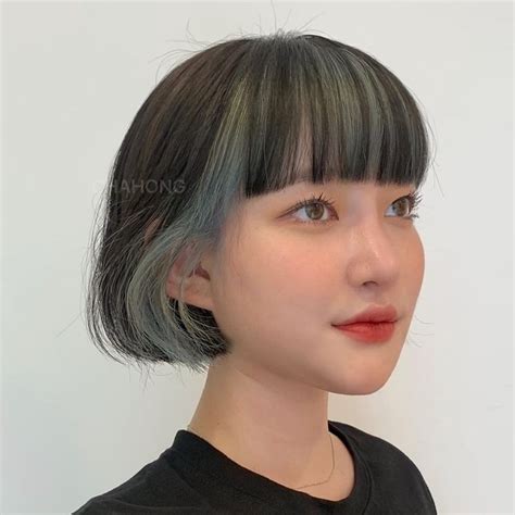 2020秋冬大勢「挑染髮色」圖鑑！仙女巧克力棕、栗棕挑染範本，不挑膚色超顯白~ - Yahoo奇摩汽車機車