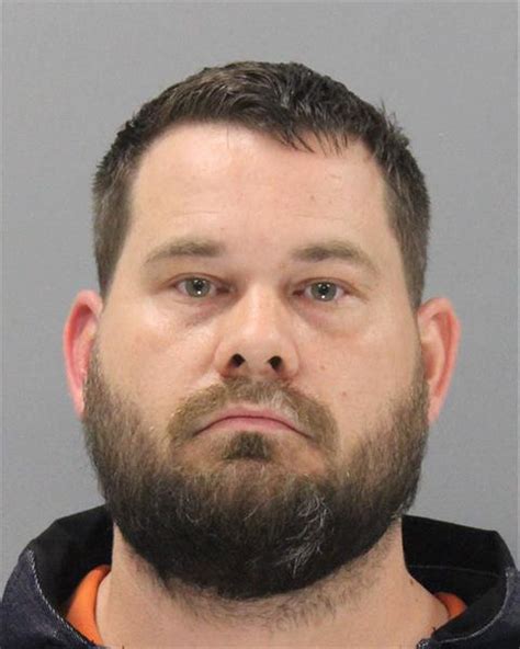 Spy cameras found in Ypsilanti restaurant bathrooms - mlive.com