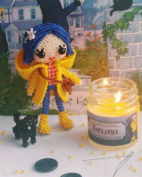 игрушки из бисера | схемы | МК on Instagram: “Коралина💛💙 люблю этот ...