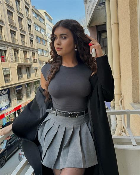 Azraedabali : r/TurkishNipples