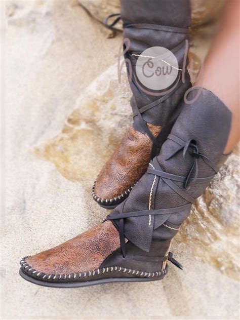 Pin su Handmade Leather Moccasins And Boots