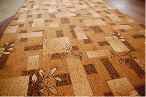 Fitted carpet AMALIA brown - Wall-to-wall