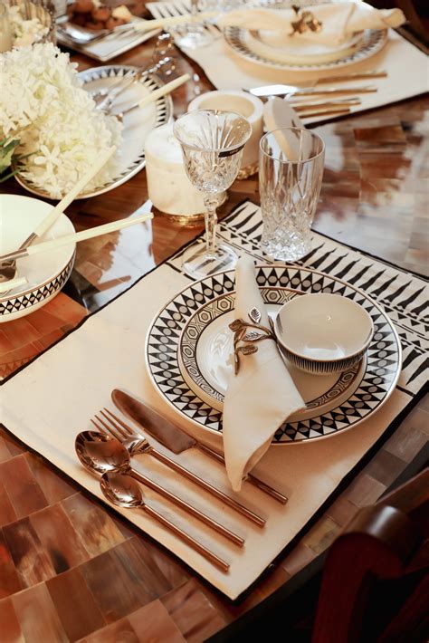 fine dining  table settings   festive season luxebook india