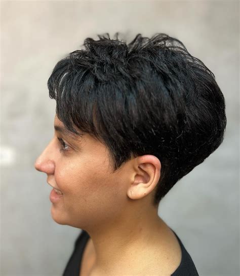 70 Pixie Haircuts for Women Seeking Stylish Looks in 2025