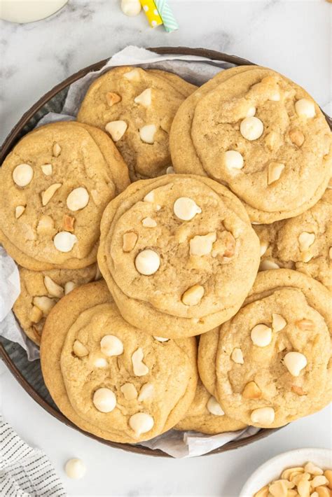 chewy macadamia nut cookies