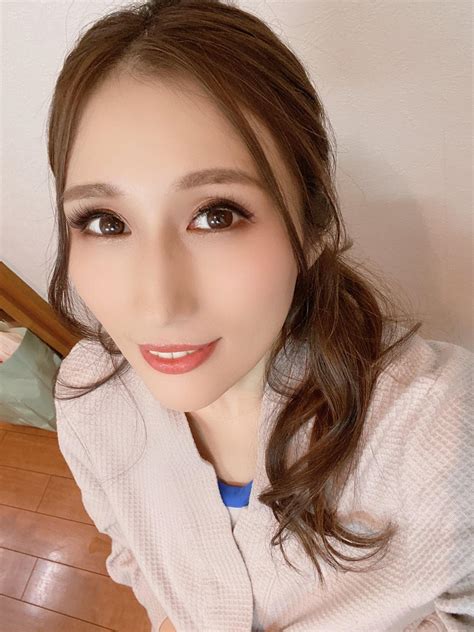 Julia Boin by AkiHoshinoFan on DeviantArt