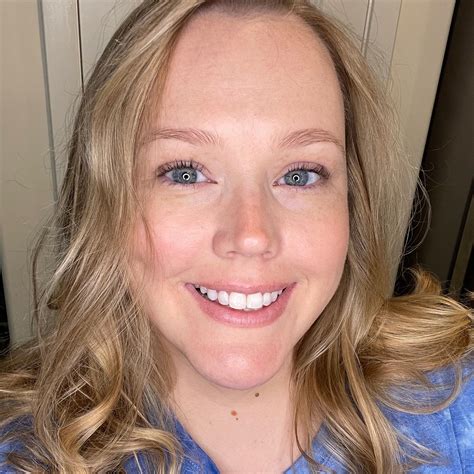 Amber Leigh's Instagram, Twitter & Facebook on IDCrawl