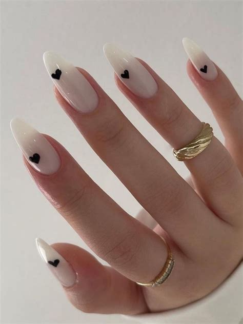 Black Nails design aesthetic | Uñas negras aesthetic | Дизайнерские ...