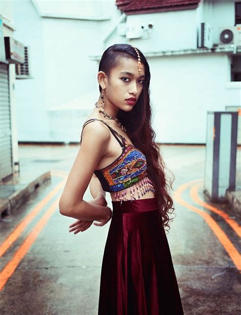 Singapore | Beauty women, Women, Photography women