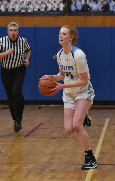 Photos: Saugerties – Wallkill girls basketball – Daily Freeman