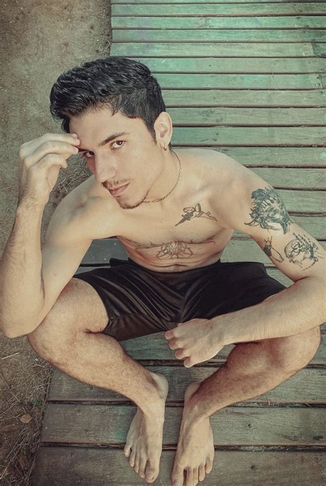 Atlas K. Xavier: “meus interesses estão muito além do sexo” – inside porn