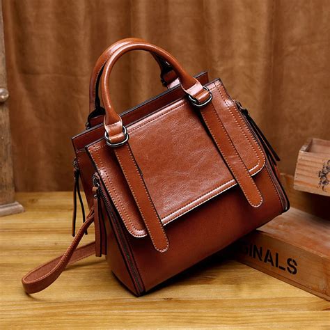 Top 10 Luxury Bags For Women | semashow.com