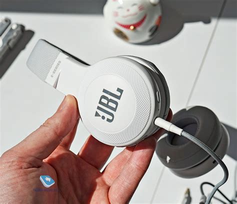 Как заряжать наушники jbl e45bt - New Style Sound