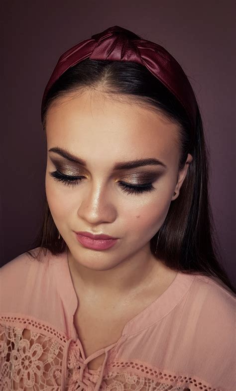 Визажист, стилист СПб / Аквафотостудия | фотостудия в Санкт-Петербурге ...