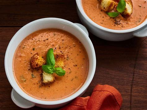 Creamy Tomato Soup Recipe | LynneCurry