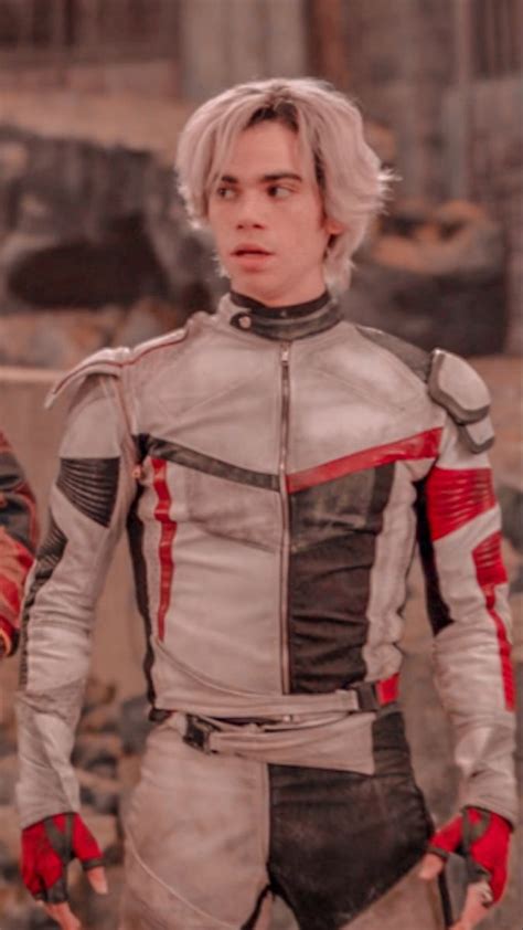 All Of Cameron Boyce's Best Moments In Descendants | atelier-yuwa.ciao.jp