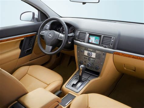 Opel Vectra - технические характеристики, фотографии и обзор