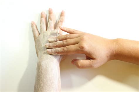 ESFOLIAÇÃO - Dr. Daniel Dziabas