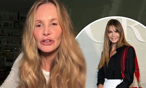 Elle Macpherson 2025 Calendar - Clara J. Schott